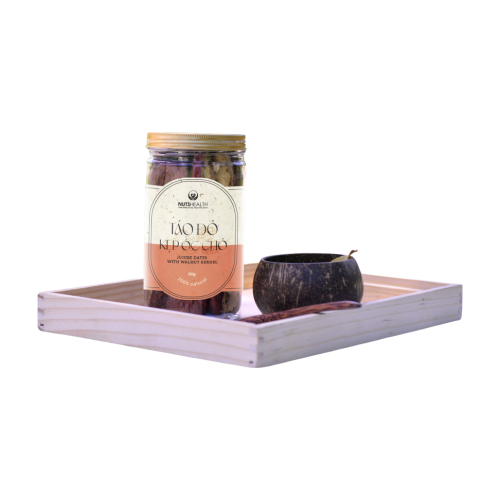 Táo đỏ kẹp óc chó